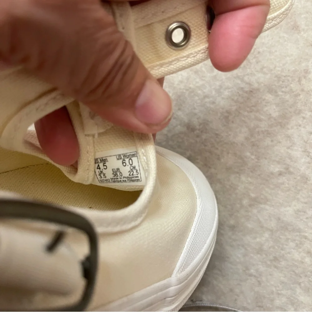Vans style 93